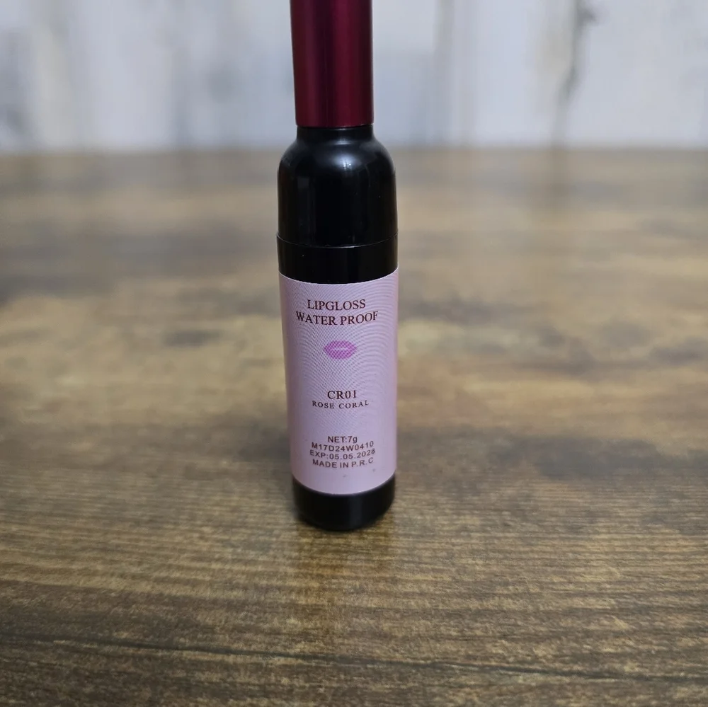 New Man Zi Miao Wine Lip Tint Waterproof Lipgloss CR01 Rose Coral